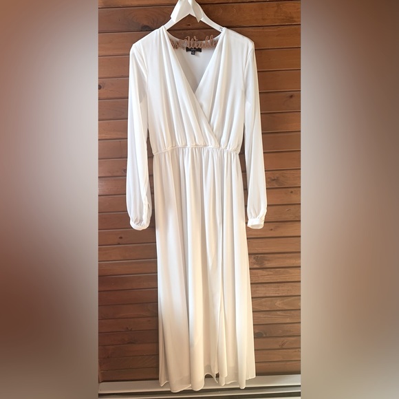 Lulus Dresses & Skirts - Women’s LuLus white dress